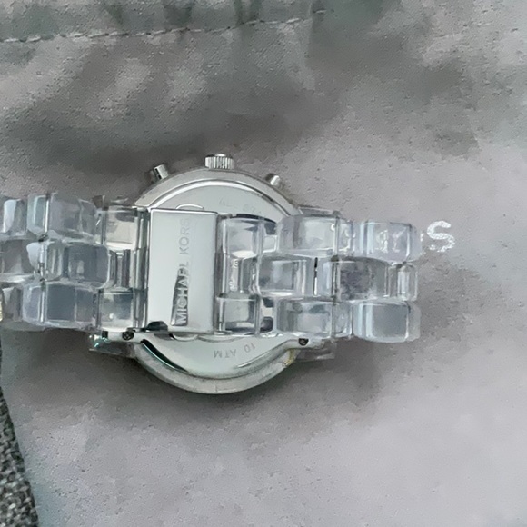 Silver watch - Picture 2 of 2